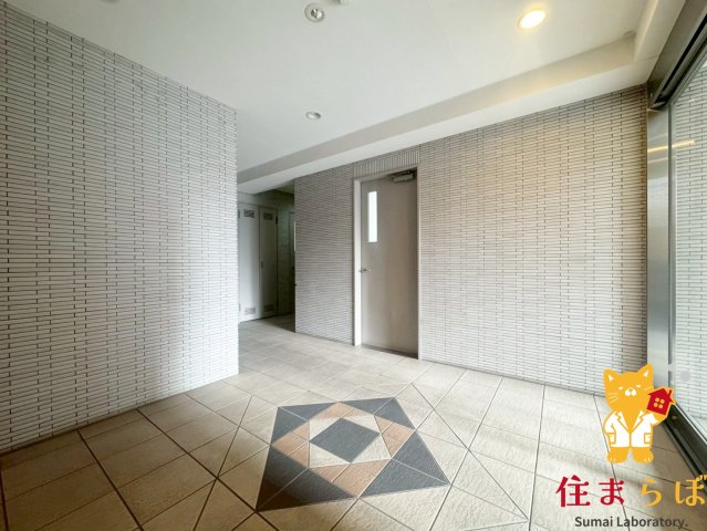 ロビー　日常使いを想像しながら