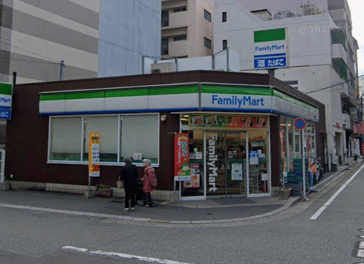 コンビニ　ファミリーマート 博多明治公園店（コンビニ）まで164m