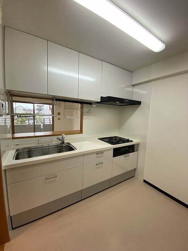キッチン　システムキッチン新設予定※同建物別室の参考写真となります