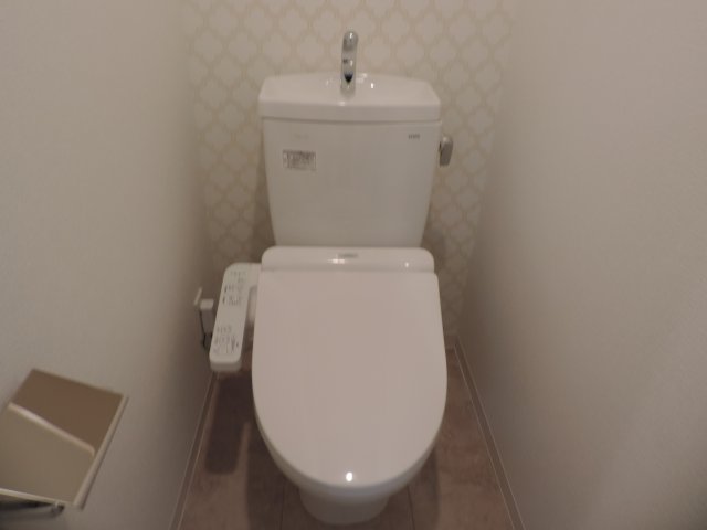 トイレ　ウォシュレット