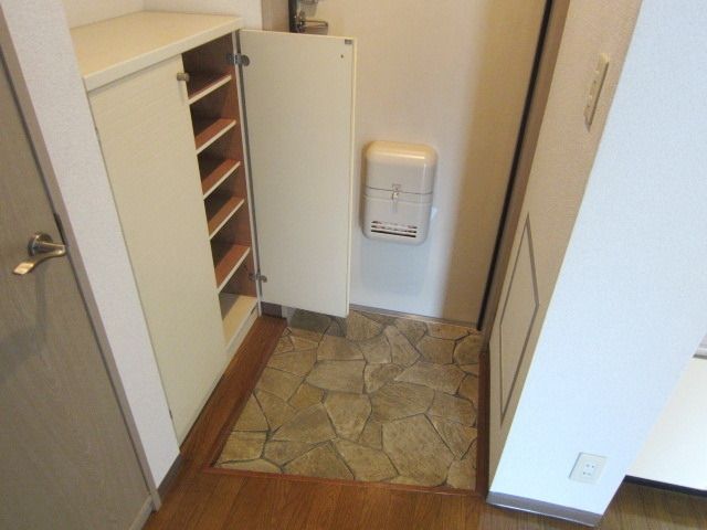 玄関　★お問い合わせはタウンハウジングまで★