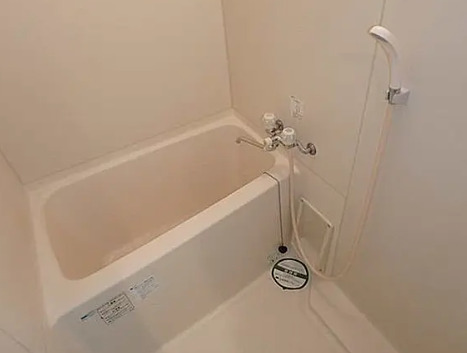 バス・シャワールーム　別部屋の画像を使用しております。
