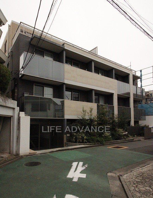 建物外観　同住戸の写真です