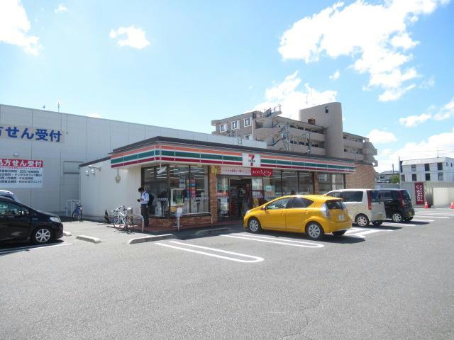 コンビニ　セブンイレブン郡山桑野4丁目店（コンビニ）まで887m