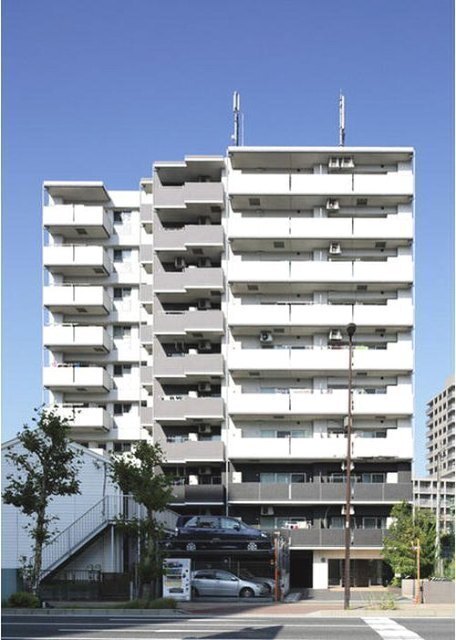 建物外観　オートロック完備