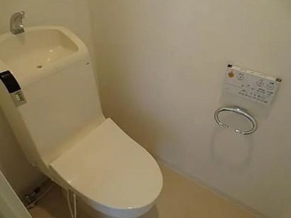 トイレ　別タイプのお部屋です