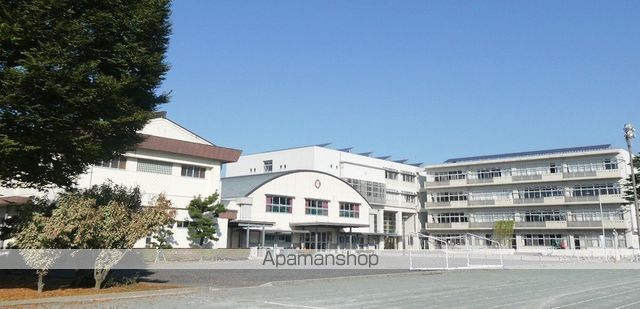 中学校　館林市立第二中学校（中学校）まで175m