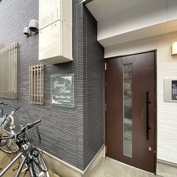 エントランス　★☆他社掲載も内見や契約可能！相見積もり大歓迎☆★