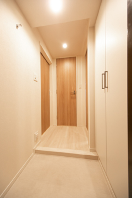 玄関　※写真は同タイプ住戸です。