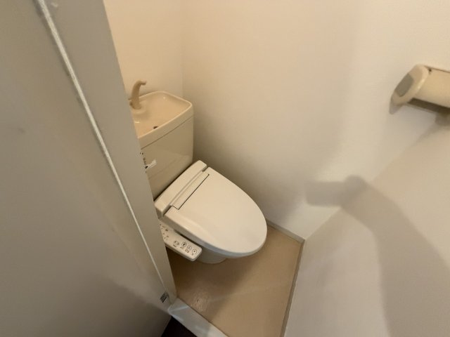 トイレ　ゆったりとした空間のトイレです
