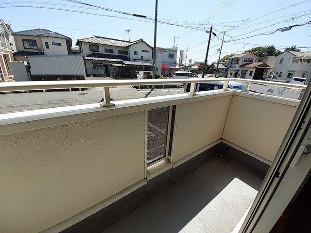 プリートの内装写真