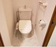トイレ　トイレもきれいです