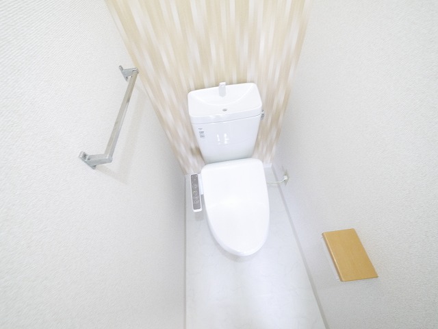 トイレ　清潔感のあるトイレです