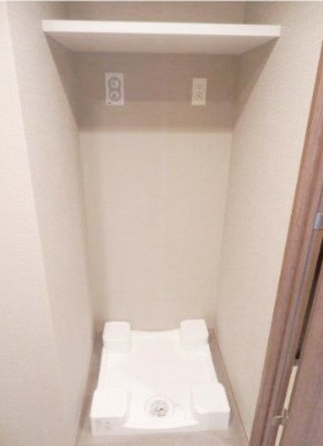 その他　室内洗濯機置き場