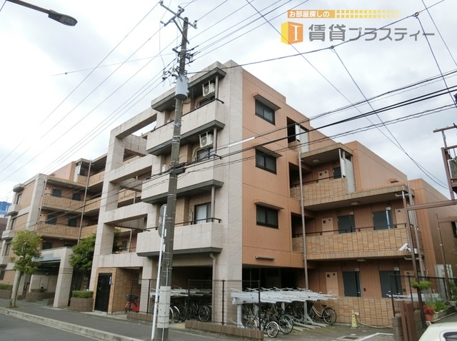 建物外観　設備充実の重厚感あるオートロックマンションです。