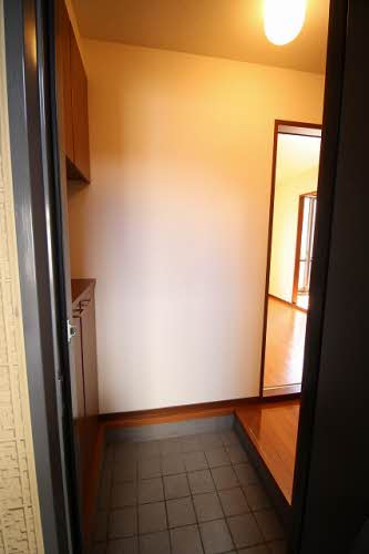玄関　シンプルで使いやすい玄関です