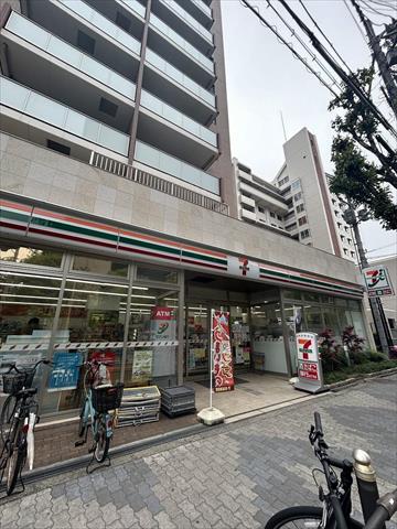 飲食店　ミスタードーナツ（飲食店）まで683m