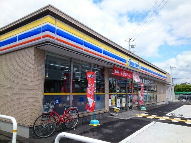コンビニ　ミニストップ様（コンビニ）まで800m