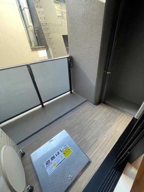 バルコニー　バルコニー