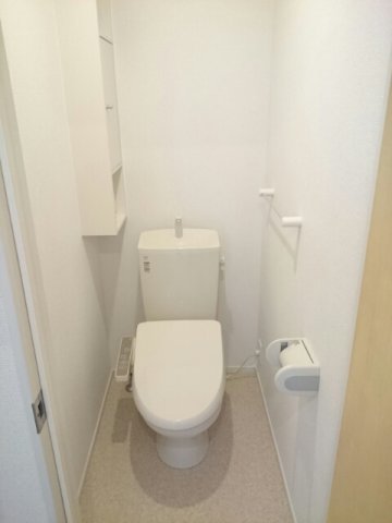 トイレ　落ち着いたトイレです