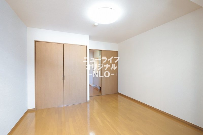 その他部屋・スペース　天井の高さを活かしたクローゼット付きでお部屋も広く使えます☆