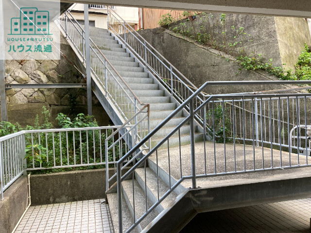 エントランス　エントランス部分