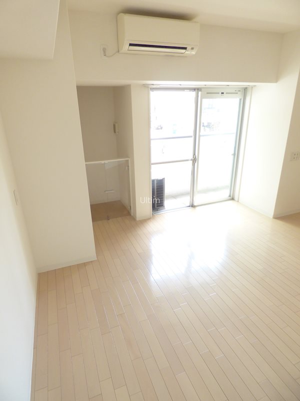 居室・リビング　違うお部屋の写真です。ご参考までに