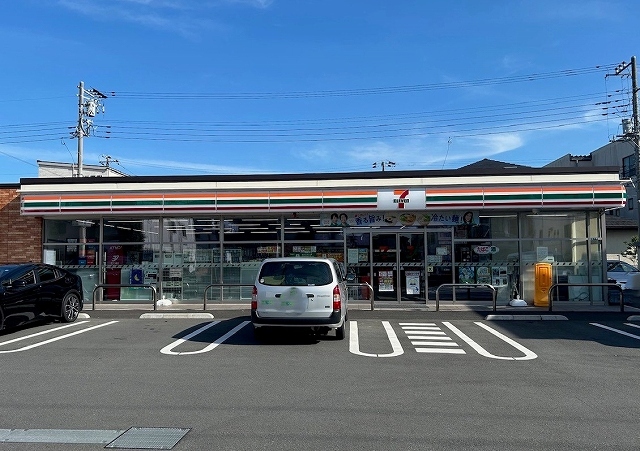 その他　セブンイレブンまで210m