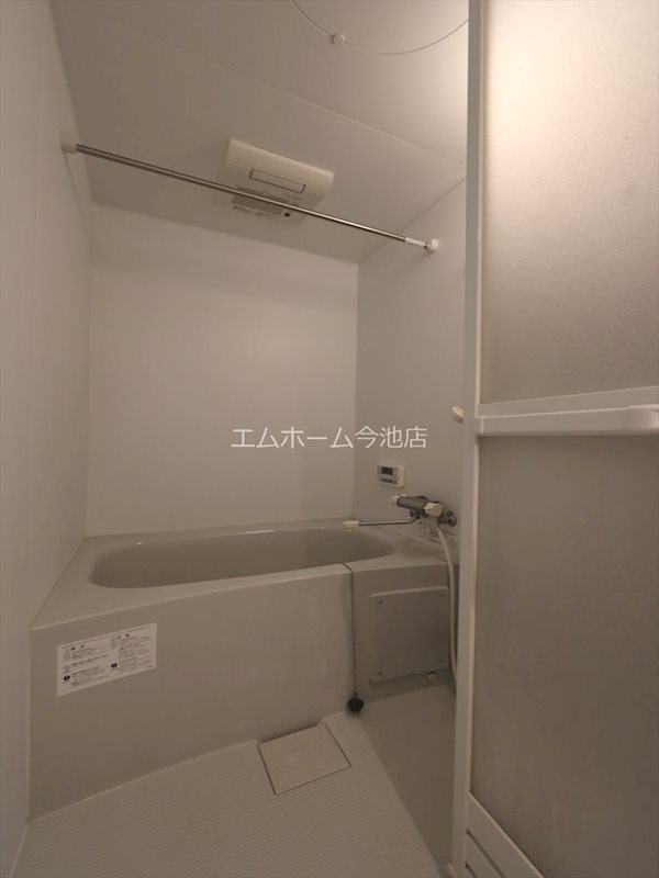 バス・シャワールーム　追い焚き・浴室暖房乾燥機能付バス