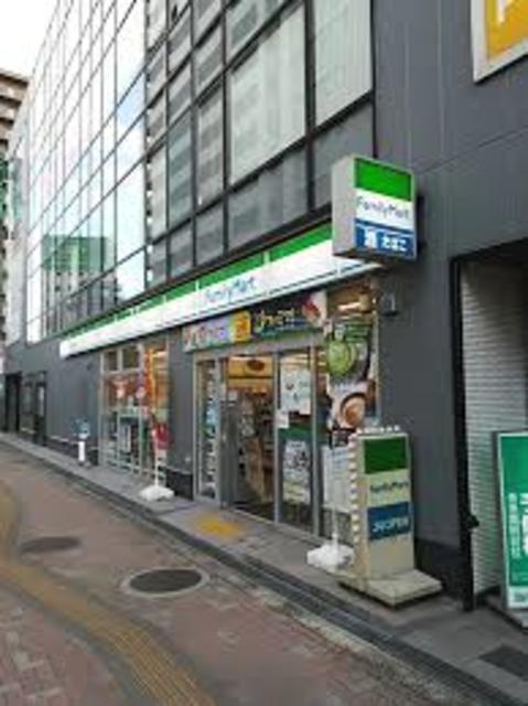 コンビニ　ファミリーマート寝屋川香里新町店（コンビニ）まで594m