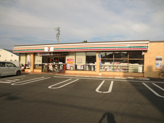 コンビニ　セブンイレブン 湖西鷲津店（コンビニ）まで176m