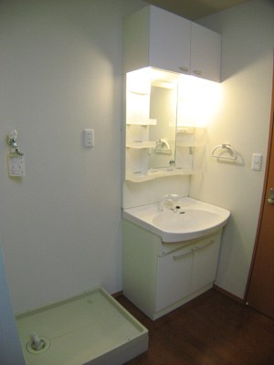 洗面設備　弊社は都内全域の物件をご紹介可能です！