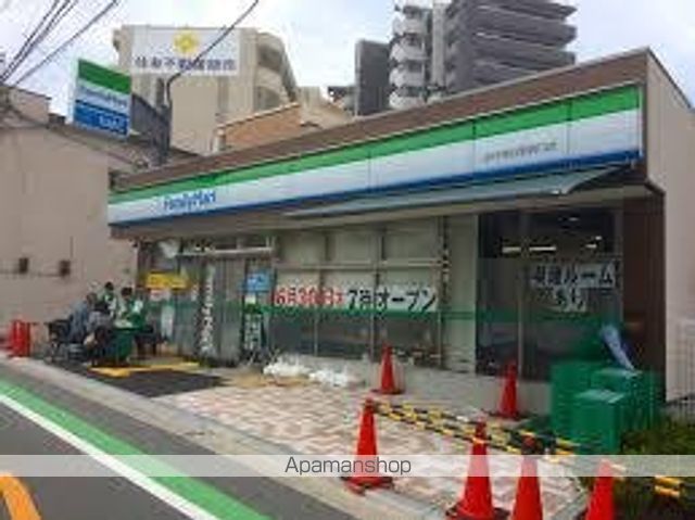 コンビニ　ファミリーマートＪＲ千里丘駅西口店（コンビニ）まで138m