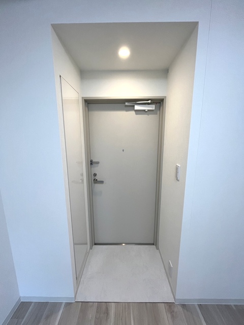 玄関　※写真は同タイプ住戸です。