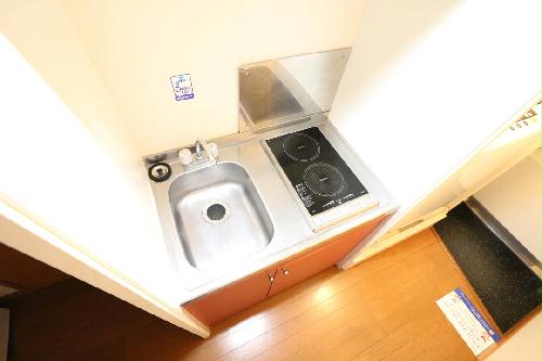 キッチン　同タイプの物件写真です。