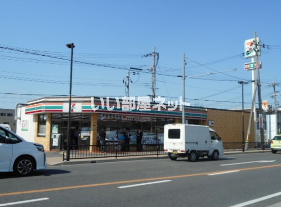 コンビニ　セブンイレブン 枚方中宮山戸町店（コンビニ）まで605m