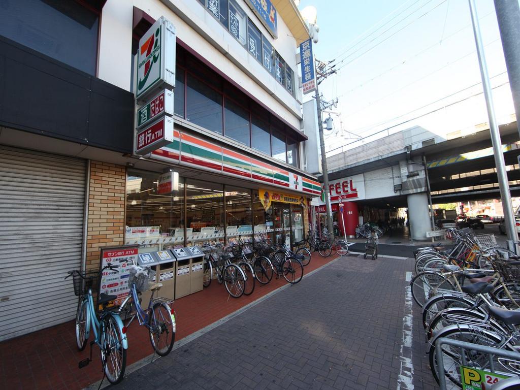 コンビニ　セブンイレブン 名古屋栄生駅前店 (コンビニ)（コンビニ）まで520m