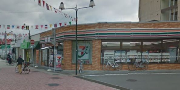 コンビニ　セブン‐イレブン 博多銀天町３丁目店（コンビニ）まで667m