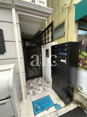 エントランス　ゆとりのあるエントランスです　敷金礼金ゼロ☆初期安☆ネット無