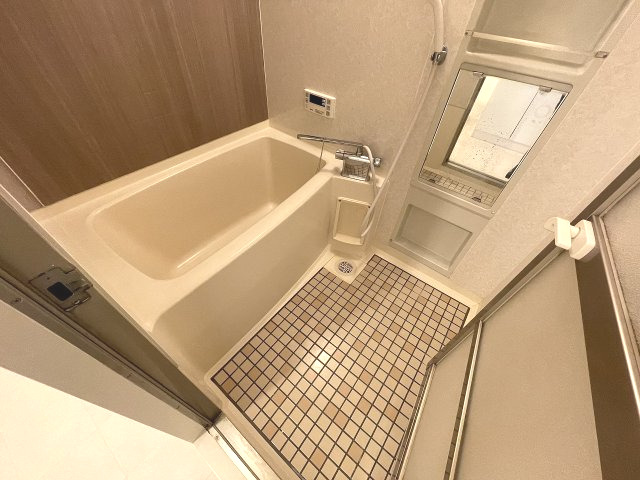 バス・シャワールーム　清潔感のある浴室です！