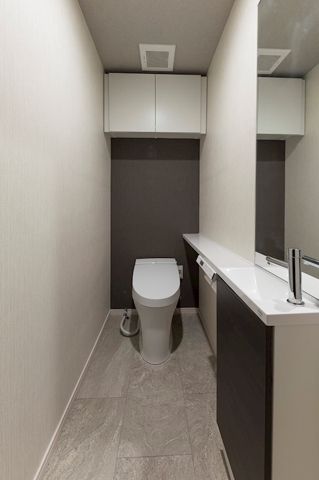 トイレ　シンプルで使いやすいトイレです