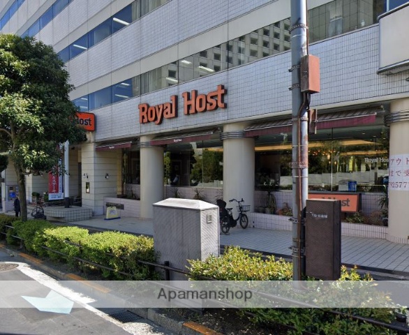 飲食店　ロイヤルホスト高輪店（飲食店）まで700m