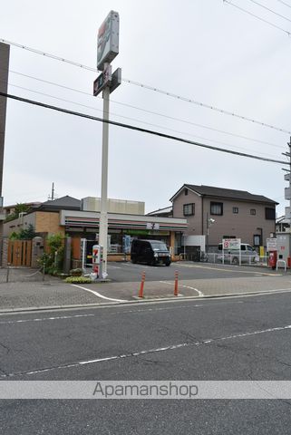 コンビニ　セブンイレブン（コンビニ）まで200m
