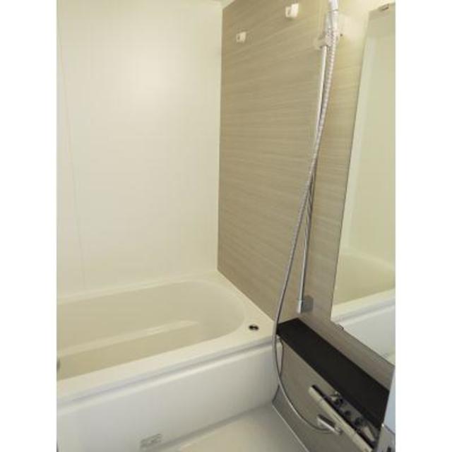 バス・シャワールーム　※写真は同タイプ住戸です。