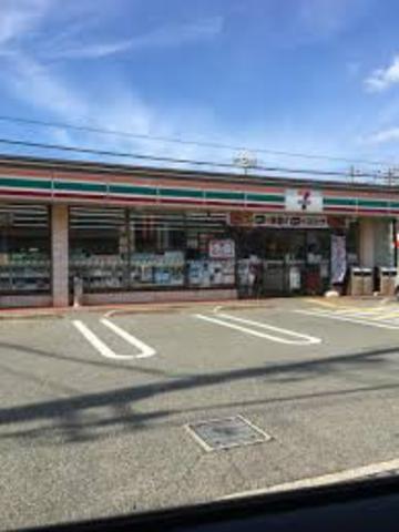 コンビニ　セブンイレブン姫路白浜町店（コンビニ）まで854m
