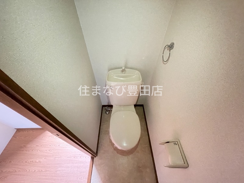 トイレ　別部屋写真
