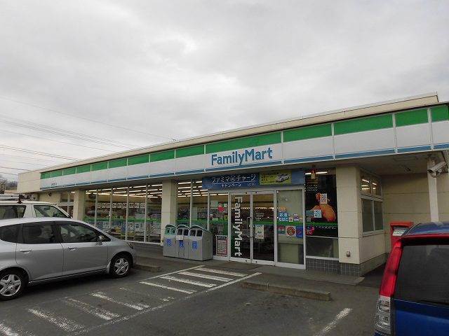 コンビニ　ファミリーマート三島加茂川店（コンビニ）まで413m