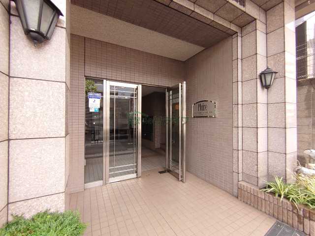 エントランス　リライフ下北沢店