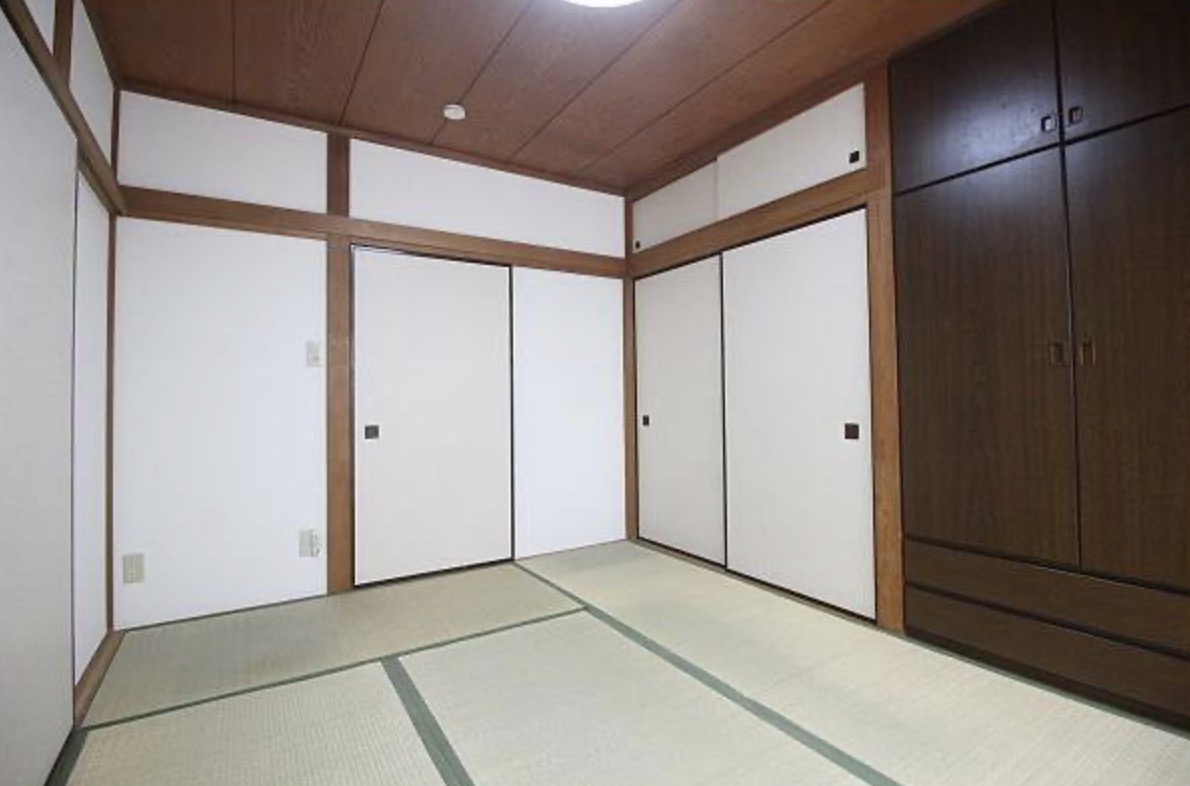 羽根木2丁目戸建の居間写真