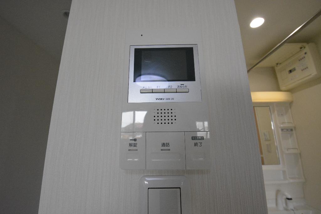 セキュリティ　カメラ付インターホン